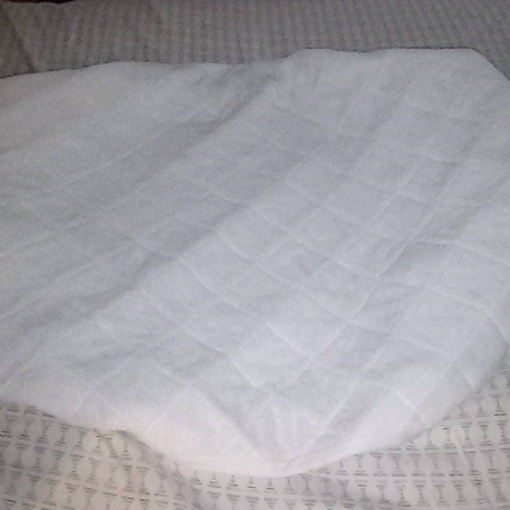 Quilted Waterproof Fitted Bamboo Bassinet Biloban Mattress Pad Cover